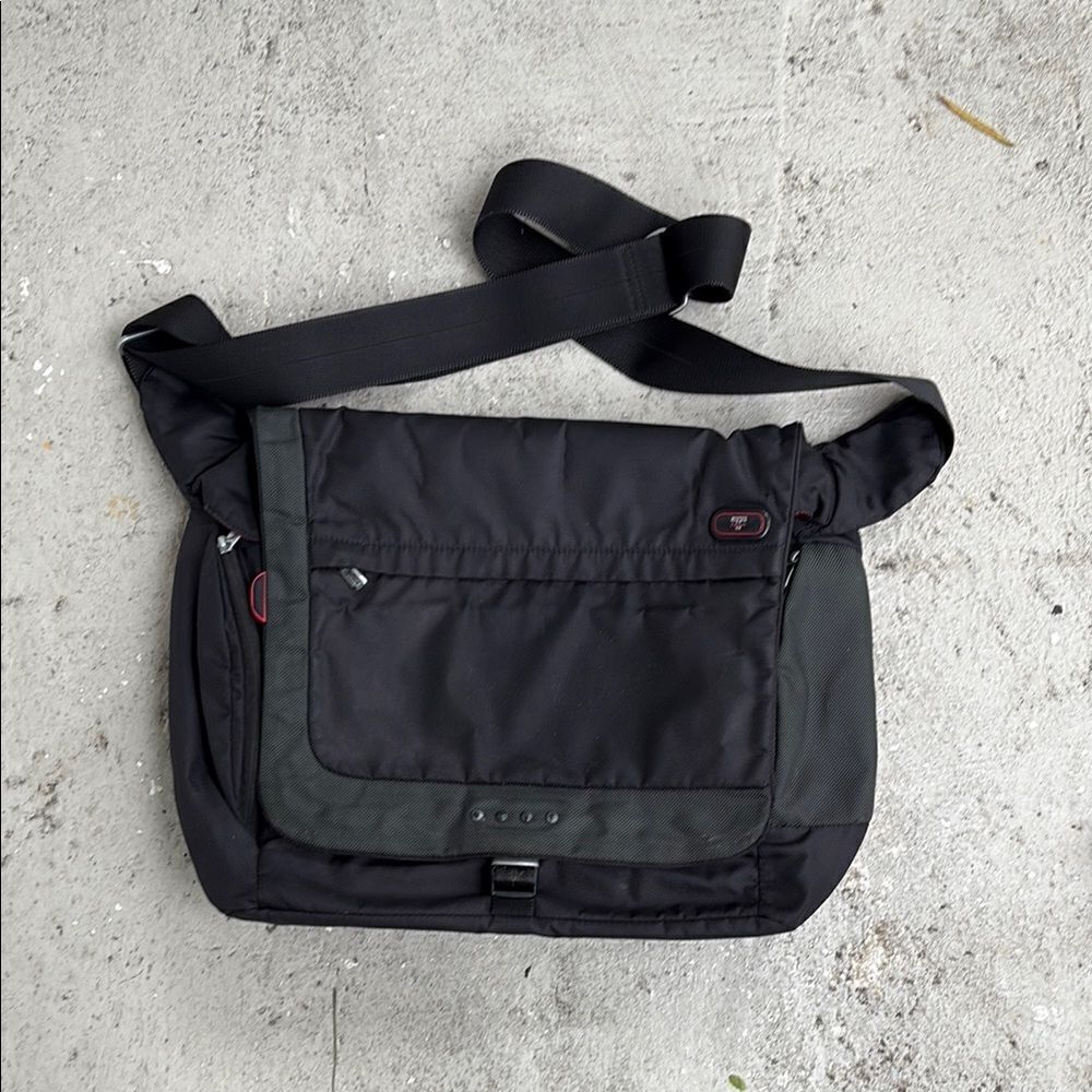 Tumi Hi Tech Messenger Bag